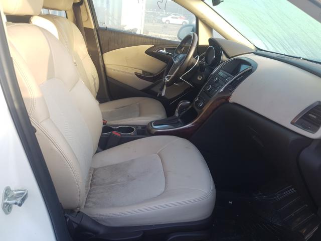 Photo 4 VIN: 1G4PP5SK5D4152288 - BUICK VERANO 