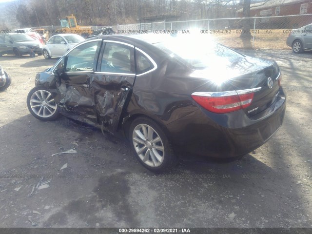 Photo 2 VIN: 1G4PP5SK5D4154168 - BUICK VERANO 