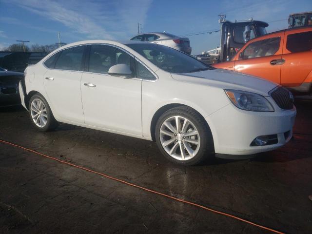 Photo 3 VIN: 1G4PP5SK5D4160746 - BUICK VERANO 