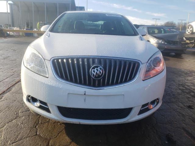 Photo 4 VIN: 1G4PP5SK5D4160746 - BUICK VERANO 