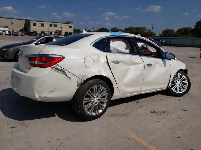 Photo 2 VIN: 1G4PP5SK5D4180124 - BUICK VERANO 