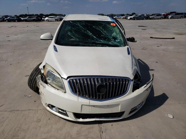 Photo 4 VIN: 1G4PP5SK5D4180124 - BUICK VERANO 