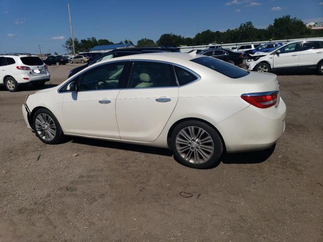 Photo 1 VIN: 1G4PP5SK5D4240872 - BUICK VERANO 