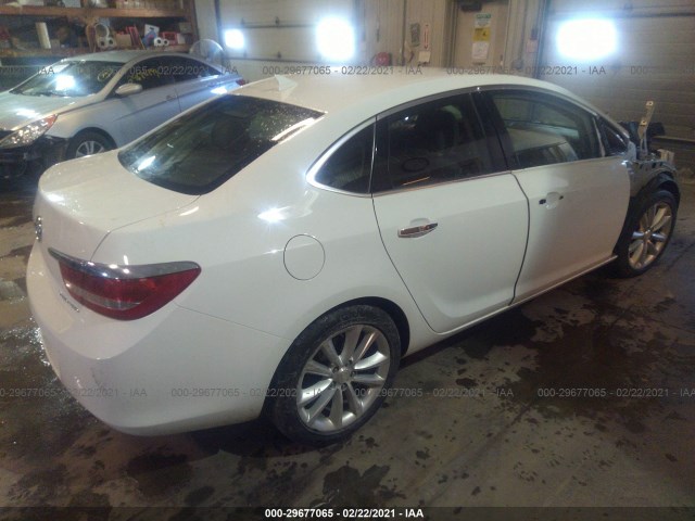 Photo 3 VIN: 1G4PP5SK5E4100273 - BUICK VERANO 