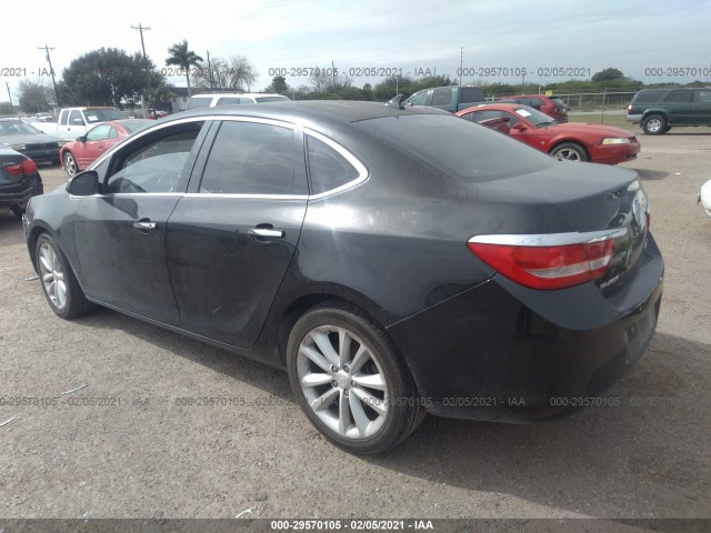 Photo 2 VIN: 1G4PP5SK5E4102055 - BUICK VERANO 