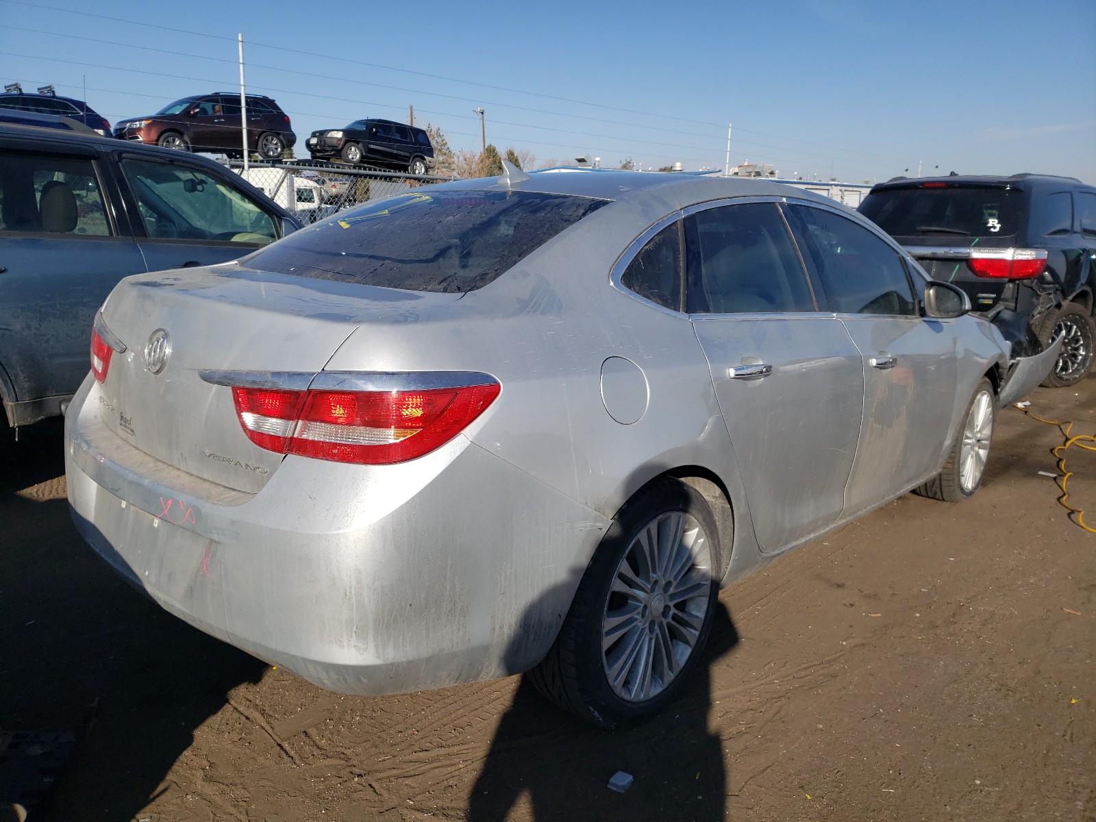 Photo 3 VIN: 1G4PP5SK5E4124704 - BUICK VERANO 