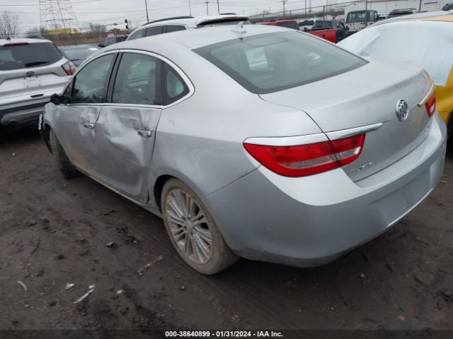 Photo 2 VIN: 1G4PP5SK5E4143253 - BUICK VERANO 