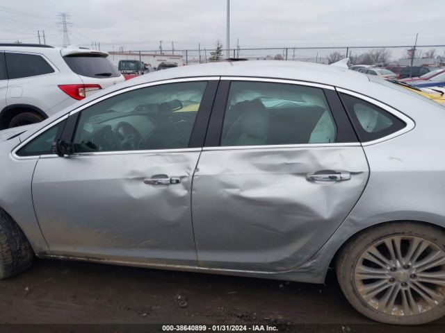 Photo 5 VIN: 1G4PP5SK5E4143253 - BUICK VERANO 