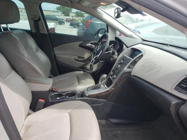 Photo 4 VIN: 1G4PP5SK5E4162076 - BUICK VERANO 