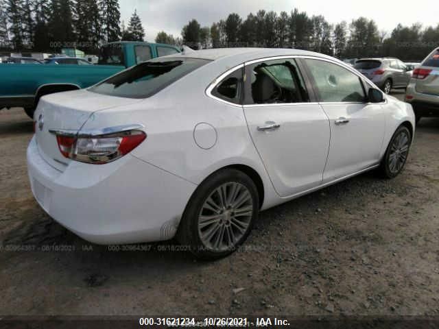 Photo 3 VIN: 1G4PP5SK5E4173305 - BUICK VERANO 