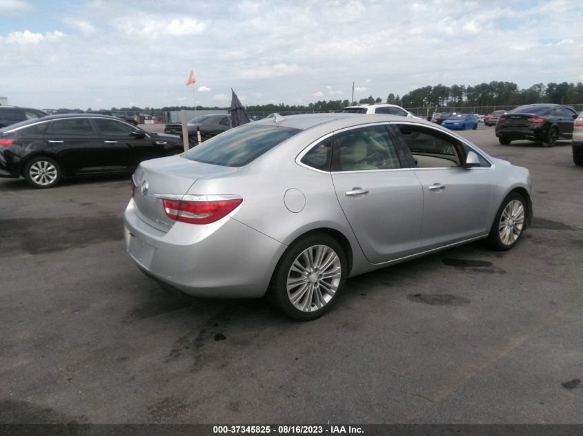 Photo 3 VIN: 1G4PP5SK5E4181128 - BUICK VERANO 