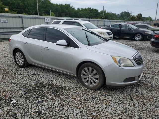 Photo 3 VIN: 1G4PP5SK5F4118466 - BUICK VERANO 