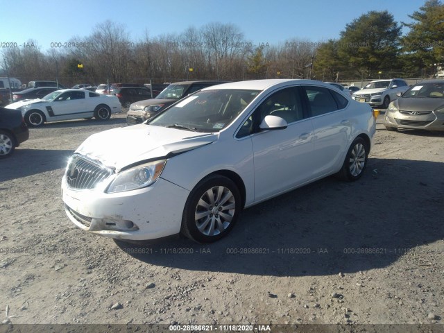 Photo 1 VIN: 1G4PP5SK5F4125448 - BUICK VERANO 