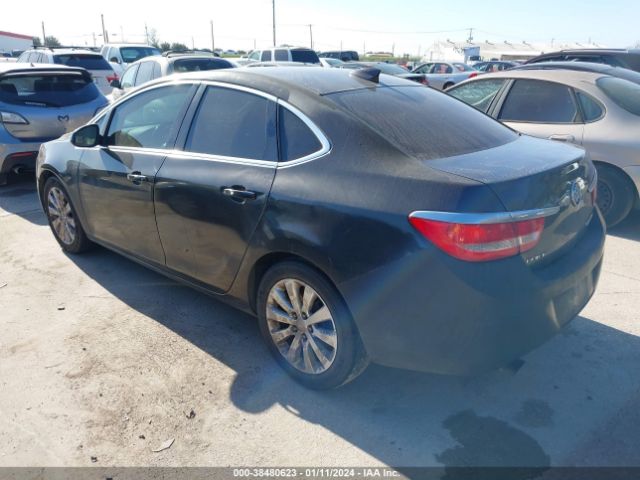 Photo 2 VIN: 1G4PP5SK5F4199548 - BUICK VERANO 