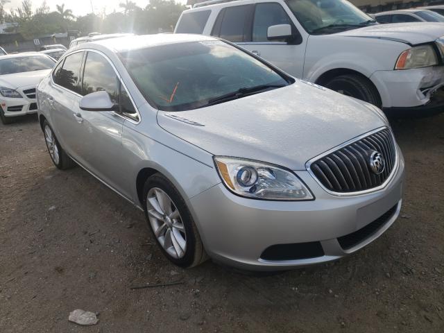 Photo 0 VIN: 1G4PP5SK5F4202674 - BUICK VERANO 