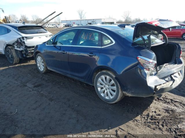 Photo 2 VIN: 1G4PP5SK5F4205266 - BUICK VERANO 