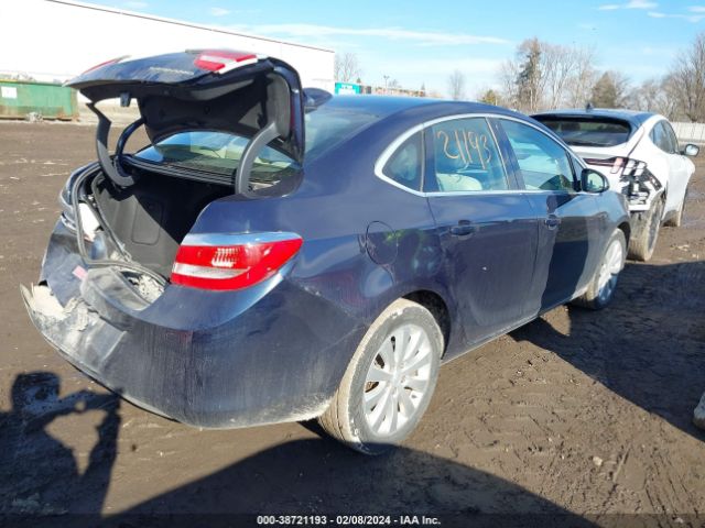 Photo 3 VIN: 1G4PP5SK5F4205266 - BUICK VERANO 