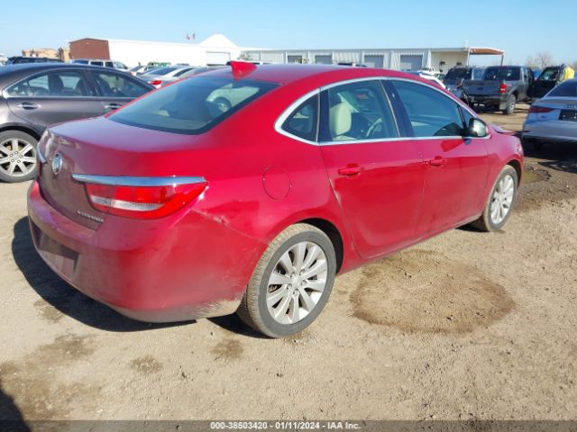 Photo 3 VIN: 1G4PP5SK5F4206580 - BUICK VERANO 