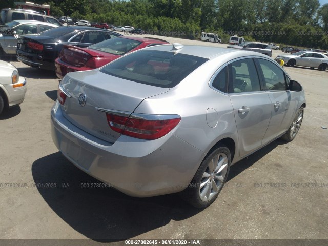 Photo 3 VIN: 1G4PP5SK5F4207597 - BUICK VERANO 