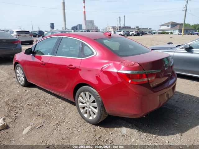 Photo 2 VIN: 1G4PP5SK5F4211827 - BUICK VERANO 