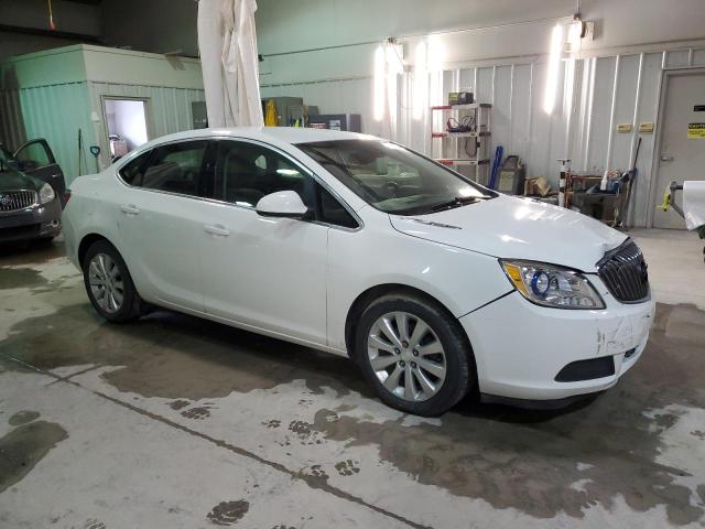 Photo 3 VIN: 1G4PP5SK5G4139321 - BUICK VERANO 