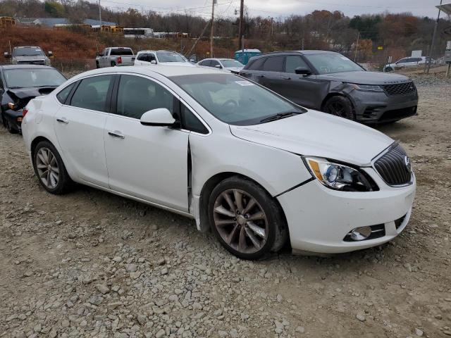 Photo 3 VIN: 1G4PP5SK6C4127513 - BUICK VERANO 