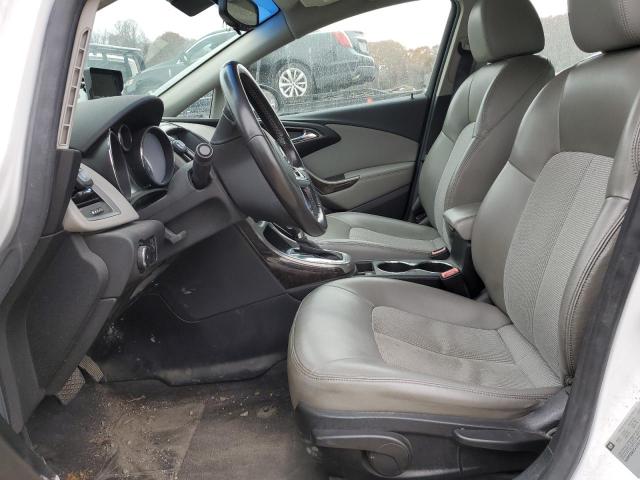 Photo 6 VIN: 1G4PP5SK6C4127513 - BUICK VERANO 