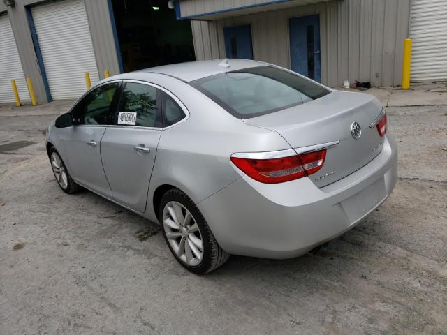 Photo 2 VIN: 1G4PP5SK6C4130489 - BUICK VERANO 