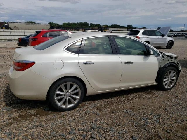 Photo 2 VIN: 1G4PP5SK6C4183953 - BUICK VERANO 