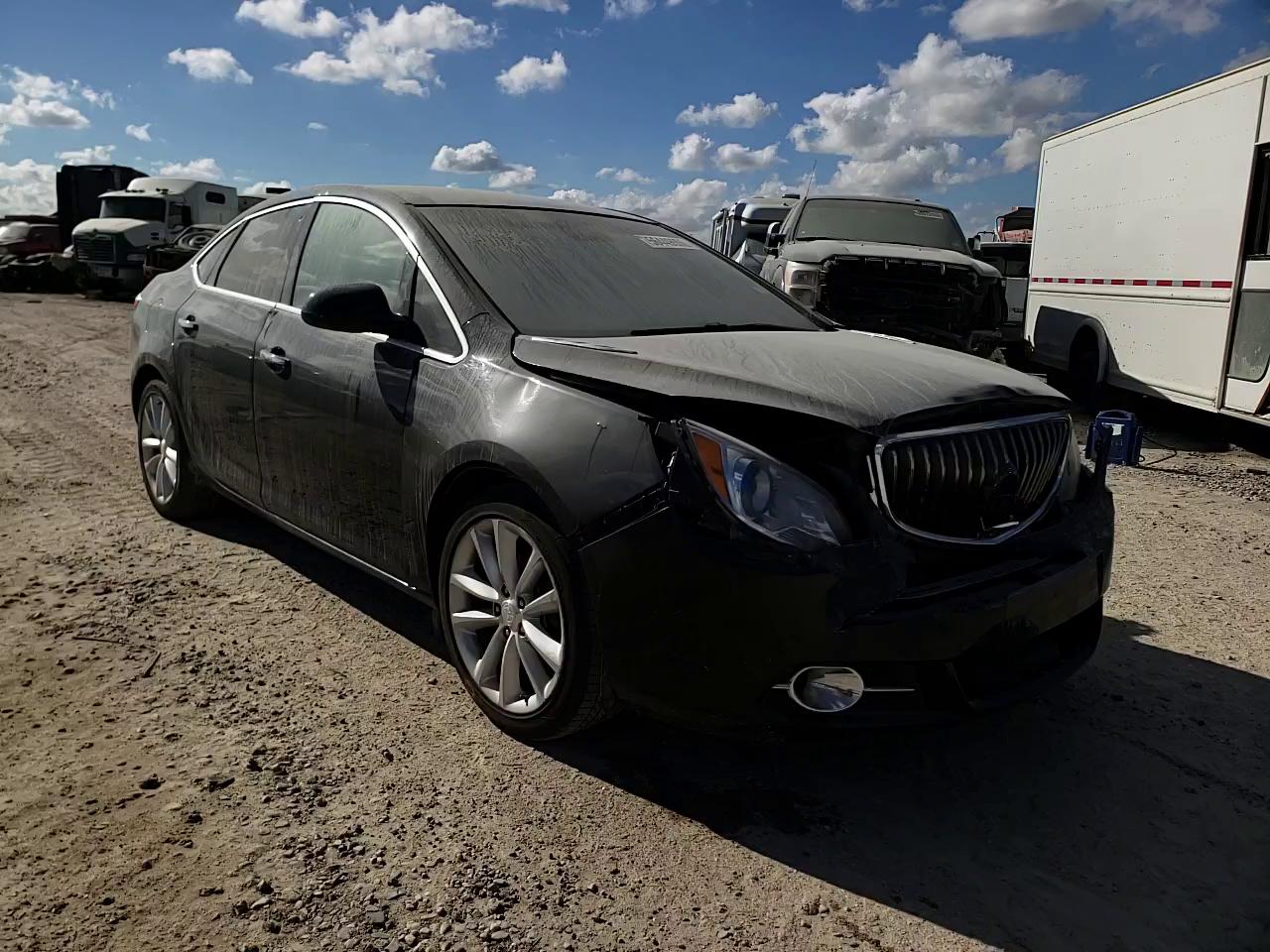 Photo 10 VIN: 1G4PP5SK6C4213064 - BUICK VERANO 