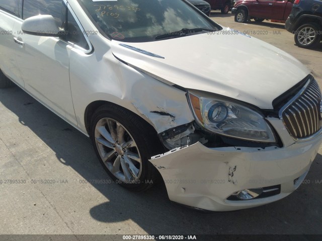 Photo 5 VIN: 1G4PP5SK6D4105464 - BUICK VERANO 