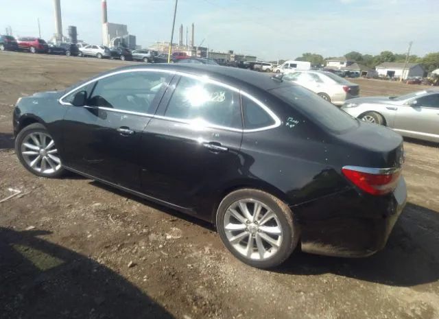 Photo 2 VIN: 1G4PP5SK6D4111667 - BUICK VERANO 