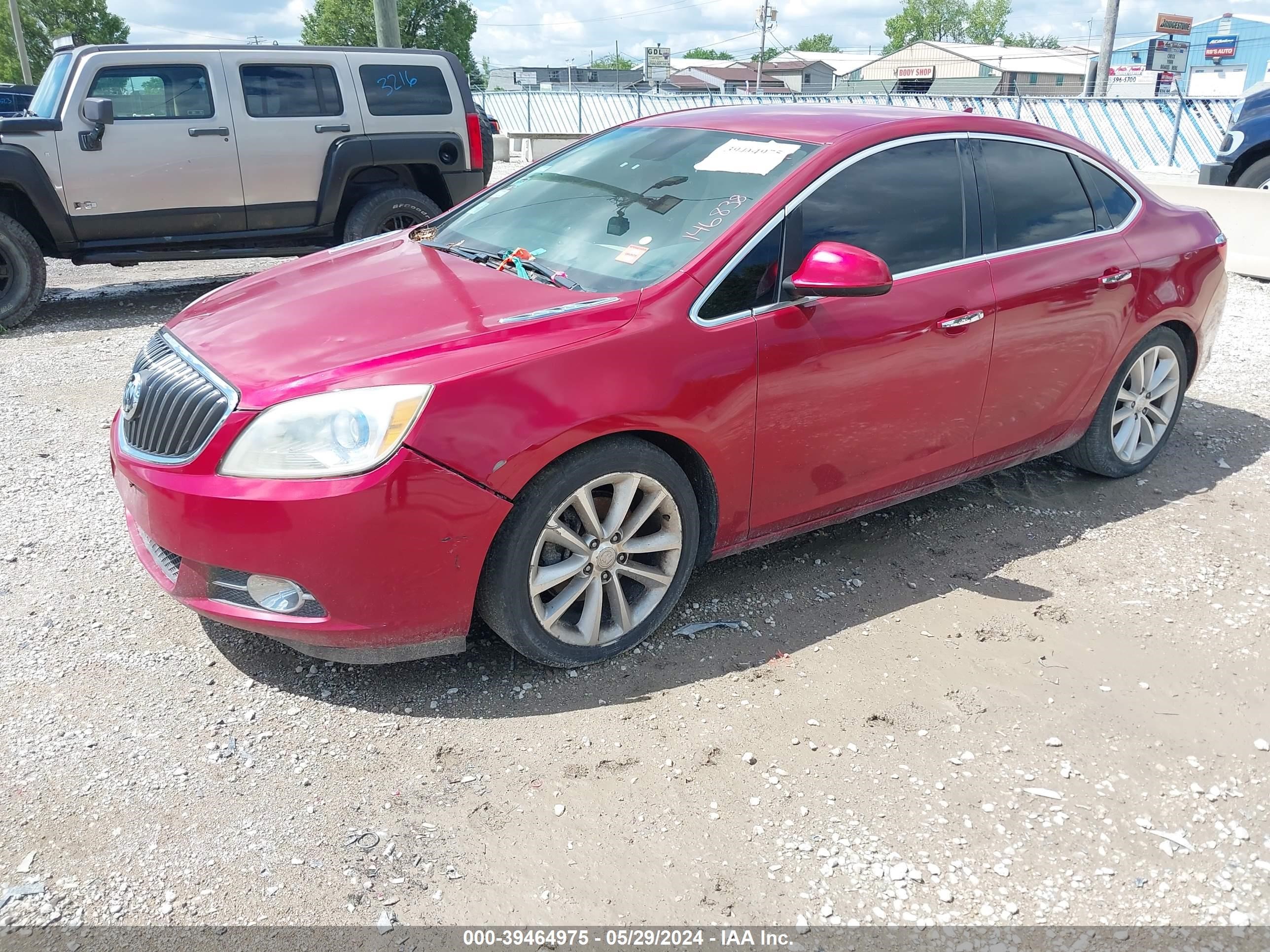 Photo 1 VIN: 1G4PP5SK6D4146838 - BUICK VERANO 