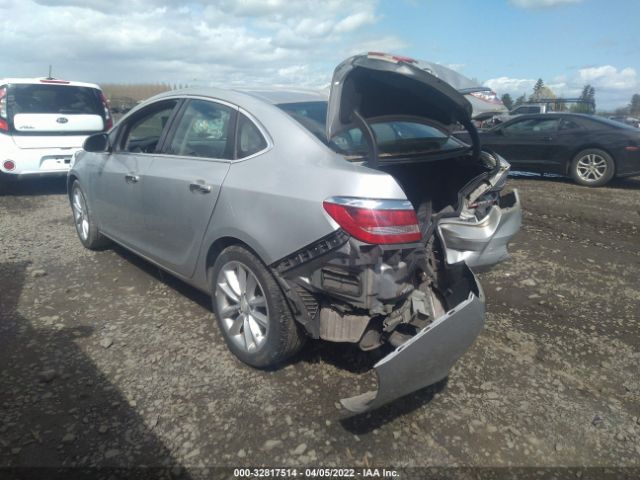 Photo 2 VIN: 1G4PP5SK6D4156401 - BUICK VERANO 