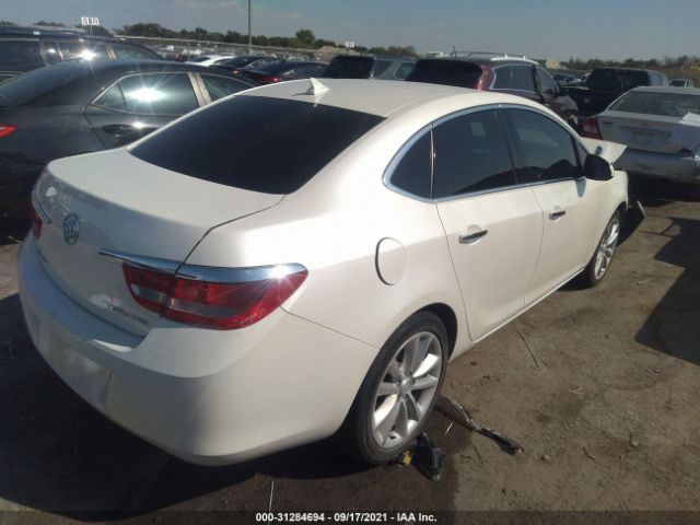 Photo 3 VIN: 1G4PP5SK6D4163316 - BUICK VERANO 