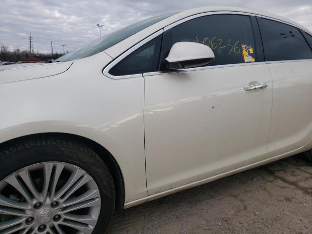 Photo 8 VIN: 1G4PP5SK6D4172758 - BUICK VERANO 