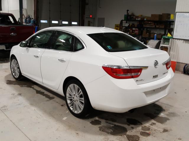 Photo 2 VIN: 1G4PP5SK6D4177670 - BUICK VERANO 