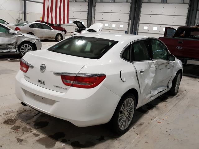 Photo 3 VIN: 1G4PP5SK6D4177670 - BUICK VERANO 