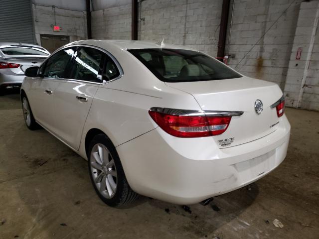 Photo 2 VIN: 1G4PP5SK6D4197529 - BUICK VERANO 