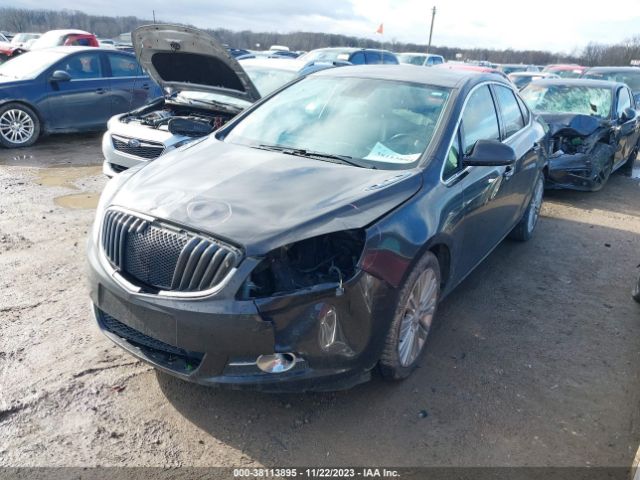 Photo 1 VIN: 1G4PP5SK6D4227659 - BUICK VERANO 