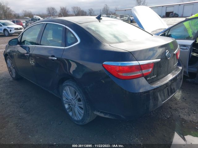 Photo 2 VIN: 1G4PP5SK6D4227659 - BUICK VERANO 