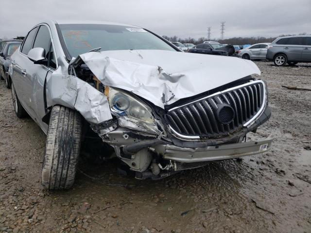 Photo 8 VIN: 1G4PP5SK6D4245577 - BUICK VERANO 