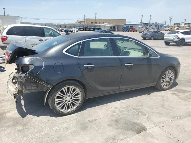 Photo 2 VIN: 1G4PP5SK6D4257101 - BUICK VERANO 