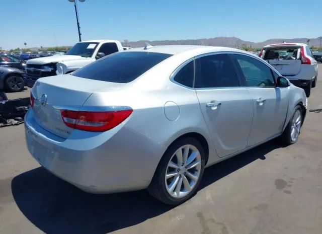 Photo 3 VIN: 1G4PP5SK6E4124372 - BUICK VERANO 