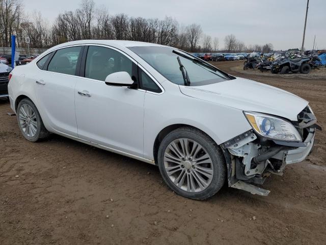 Photo 3 VIN: 1G4PP5SK6E4163253 - BUICK VERANO 