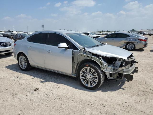 Photo 3 VIN: 1G4PP5SK6E4165634 - BUICK VERANO 