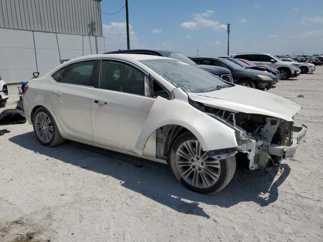 Photo 3 VIN: 1G4PP5SK6E4167643 - BUICK VERANO 