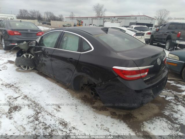 Photo 2 VIN: 1G4PP5SK6F4112739 - BUICK VERANO 