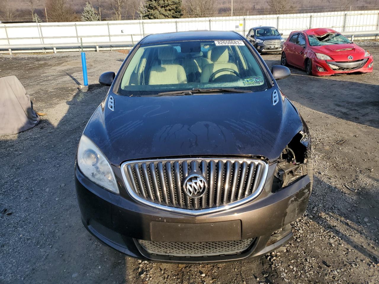 Photo 4 VIN: 1G4PP5SK6F4154179 - BUICK VERANO 