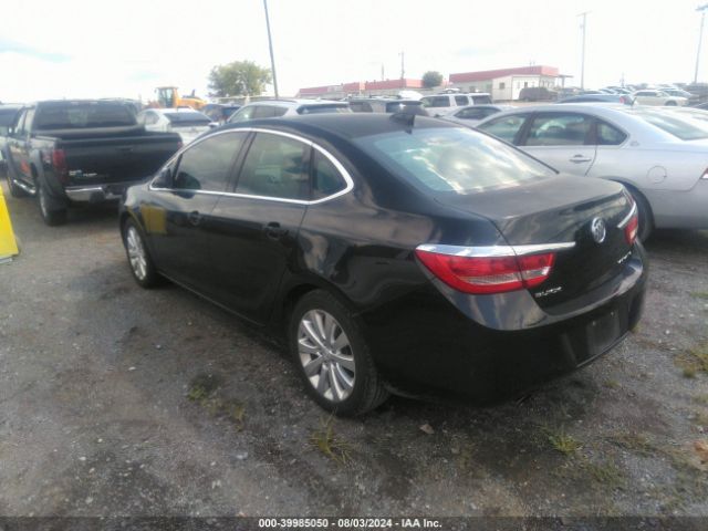 Photo 2 VIN: 1G4PP5SK6F4181592 - BUICK VERANO 